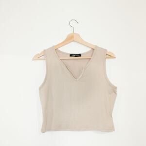 YMI Cropped V-Neck Tank in Nude Cream Tan